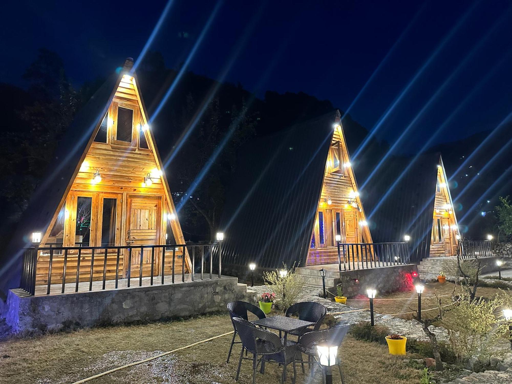 Cabana Riverside Resort - Kainchi Dham 奈尼塔尔 外观 照片
